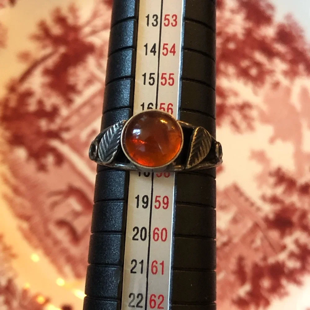 Vtg stamped sterling silver amber ring Baltic? leaf detail GLOWS sz 8